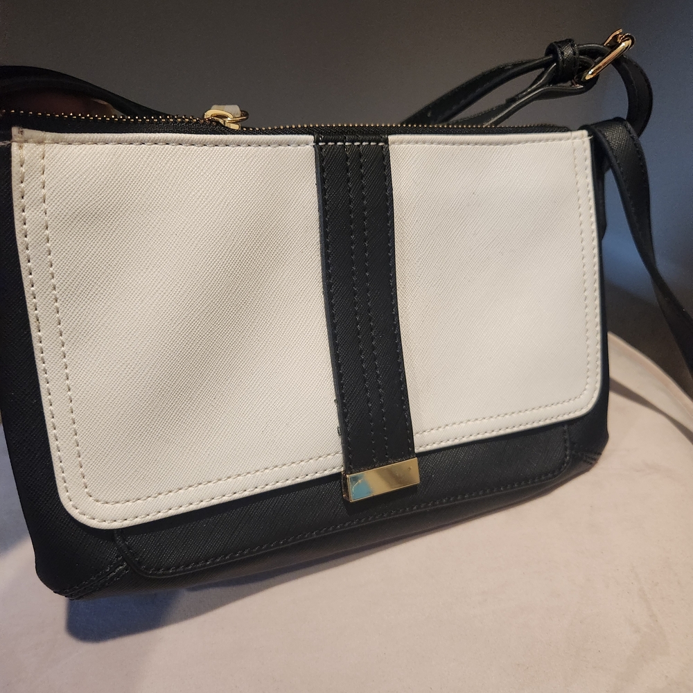 Neiman Marcus Black and White Crossbody Bag with Structured Design